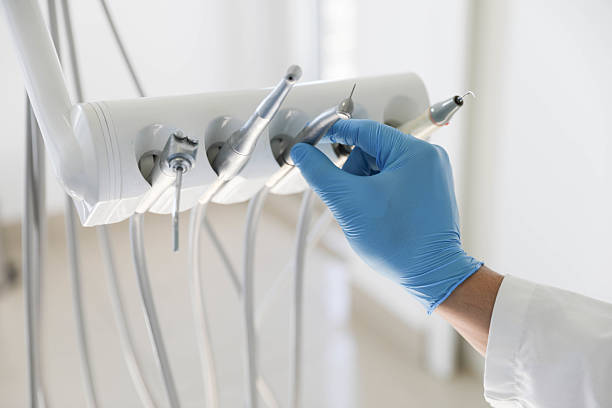 Professional Teeth Whitening technician working in Wadsworth, IL